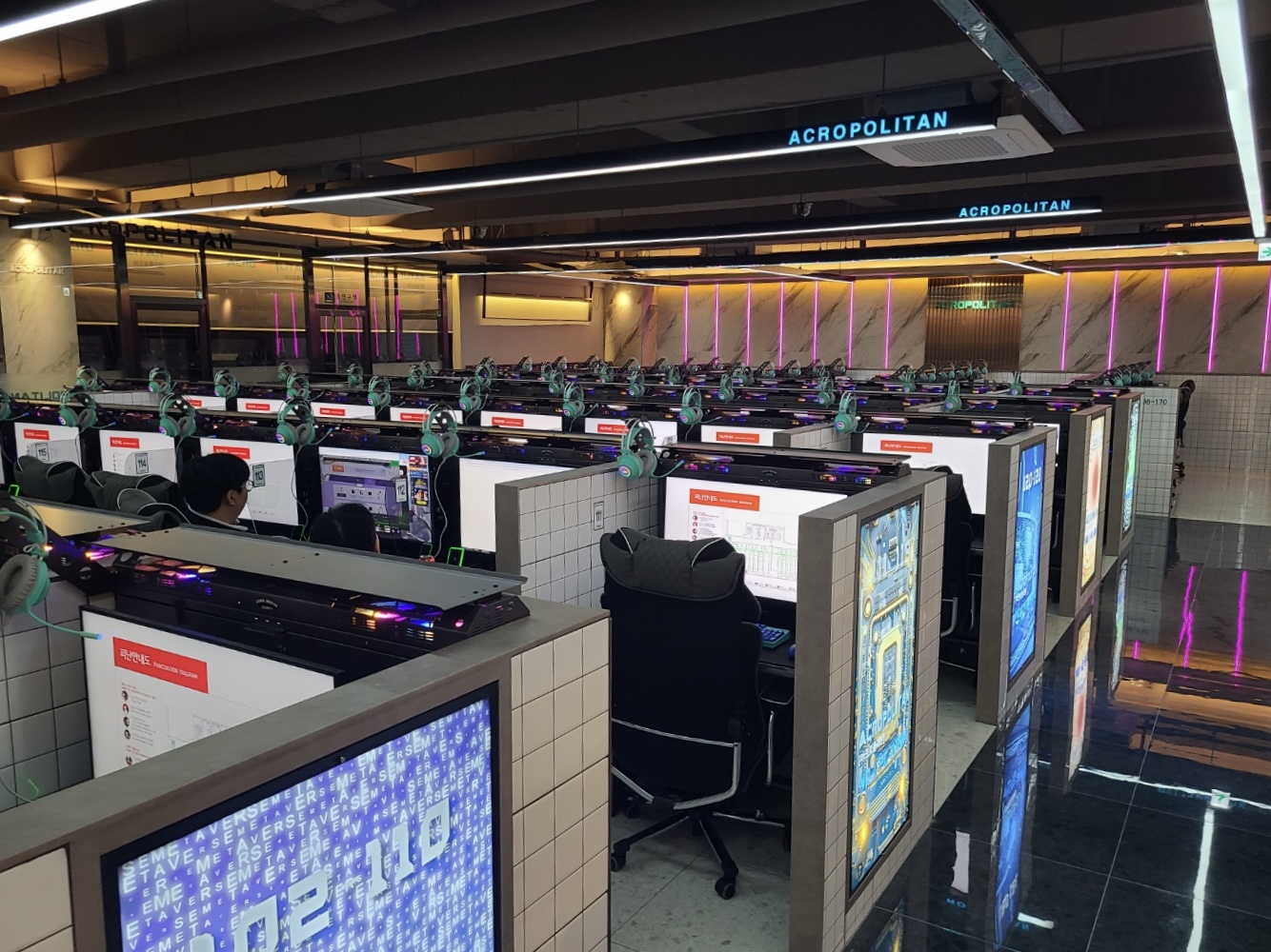 광주광역시에 쿨하우스 플러스 175대를 설치하였습니다.